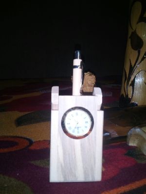 Wooden Tabletop Clock