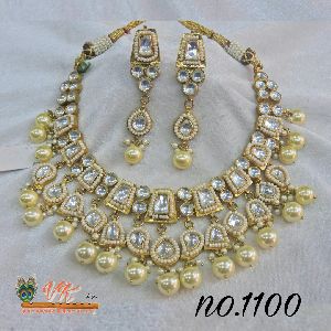 Kundan Jewellery Necklace