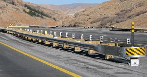 Crash Barriers Highways
