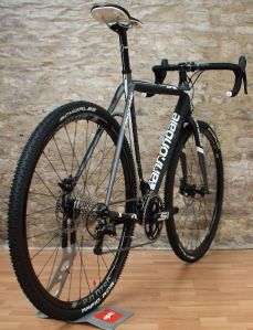 2016 Cannondale SuperX 105 2016 Cannondale SuperX 105