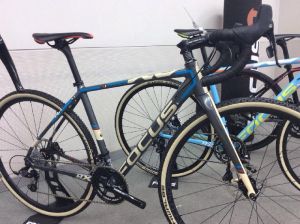 2016 Focus Mares CX Disc 105 2016 Focus Mares CX Disc 105