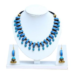 Varni Bright blue semi round Necklace SET