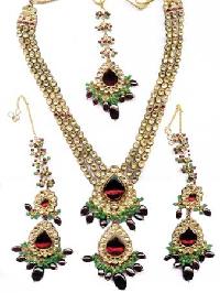 Traditional Necklace-03