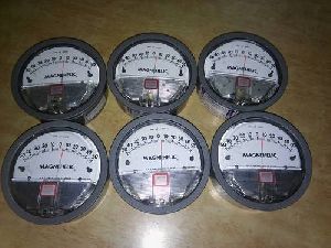 Dwyer Magnehelic Differential Pressure Gages
