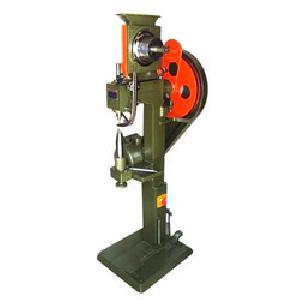 Auto Feeding Eyelet Punching Machine