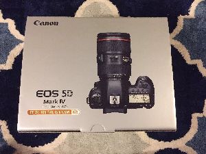 Canon EOS 5D Mark IV 30 MP Digital SLR Camera