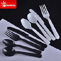 disposable plastic cutlery