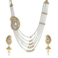 Penny Jewels Golden and White Necklace Set
