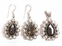 Silver Earrings(item Code: 6464)