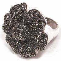 Sterling Silver Ring Item Code: 6517
