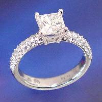 Diamond Ring (02)