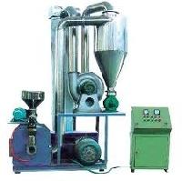 plastic grinding mill