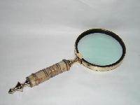 4 Inch Magnfying Glass with Wooden Handle