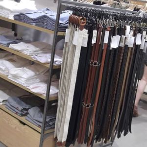 Accessories display-GCAD-10 Belt Display Faceout