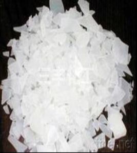 caustic soda,  Density : 2.13 g/cm³