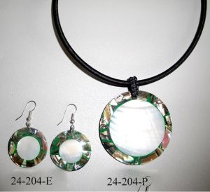 Swee Lo Shell and Abalone Earring With Matching Pendant