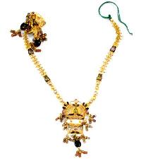 Antique Gold Necklace- Dsc01033 (a)