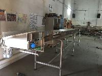 Food Handling Conveyor System