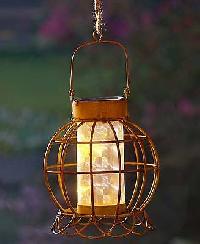 solar garden lantern
