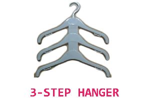 3-STEP HANGERS