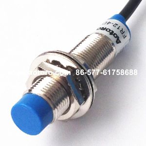 Inductive Proximity Sensor M12 LJ12A3-4-Z/BX Good Quality