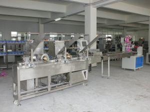 Biscuit Sandwiching Machine