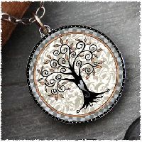 Tree of Life Gray Reversible Circular Pendant