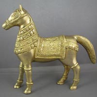 Brass Statue of Beautifully Craved Decorative Horse