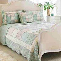 Avignon Quilted Bedspread