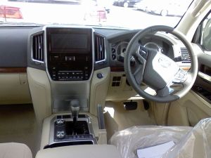 2016 Face Lift Up New Toyota Landcruiser- RHD Car