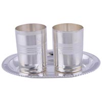 Gsm Silver Plated Amrapali Glass Set with Oval Tray 3 Pcs. ( 17cmx21cmx10cm)