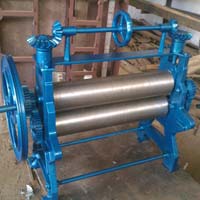 Hand Operated Natural Rubber Roller Machine