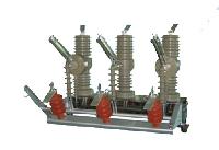 Vacuum Circuit Breaker