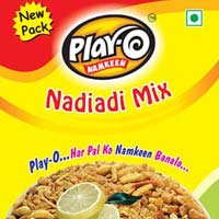 Play-O Nadiadi Mix Namkeen