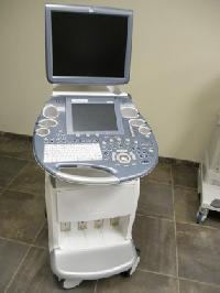 Ge Voluson E8 Bt10 Ultrasound Machine