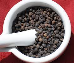 black pepper,  Uses : Cooking, Seasoning