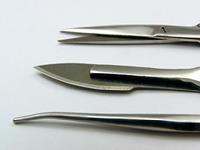 surgical knifes
