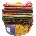 Hand embroidery Kantha Vintage Quilt