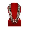 Plastic Pearl Small Black Beads Decorated Necklace