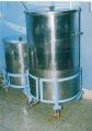 Cylindrical Plain Polished Stainless Steel Container