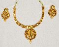Elegant Kundan Beaded Necklace Set