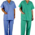 Available in Different Colors Plain Half Sleeves Scrub Suit