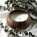 Round Recycle Green upcycled coconut shell candle