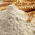 Creamy organic wheat flour
