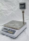 Metal Body Pole Display Table Top Scales